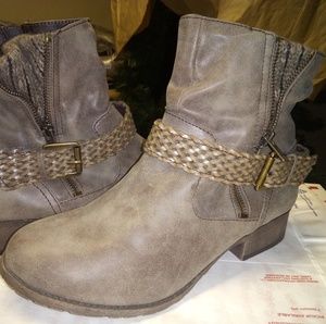 Mudd Boots